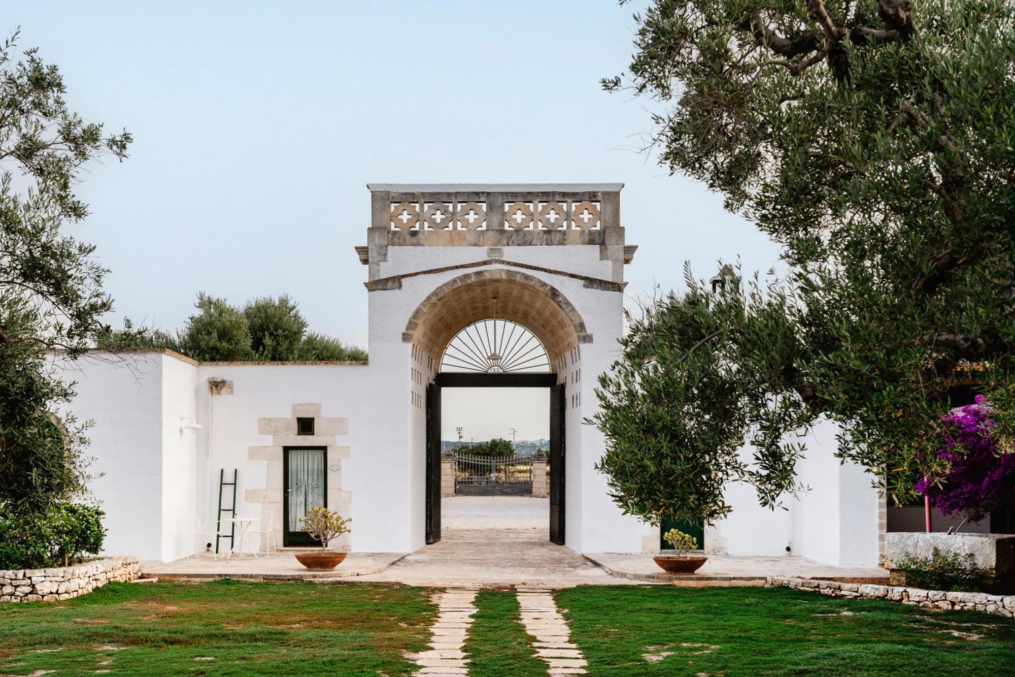 Masseria Gorgognolo Bed & Breakfast Ostuni Dış mekan fotoğraf